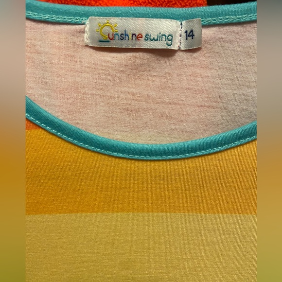 3/$10 ❤️☀️”Easy to see you & keep you safe in a crowd” Bright Young Fun bundle🌈 - Picture 6 of 11